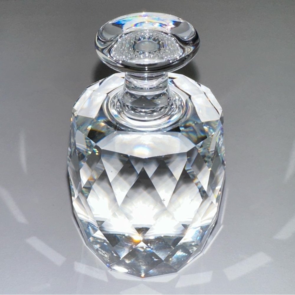 Swarovski Crystal Retired Item One Ton Paperweight